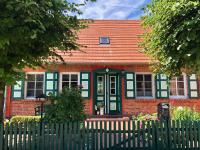 B&B Ostseebad Wustrow - Ferienwohnung Leitzsch - Bed and Breakfast Ostseebad Wustrow