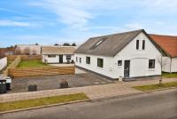 Four-Bedroom Holiday Home