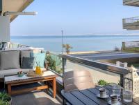 Crystal Blue apartment - B&B Peraía