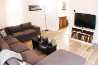 2 BR - Off Street Parking - Amazing View Nearby - B&B