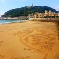 Habitación amplia con baño privado a pasos de la playa, en piso compartido - Ferienwohnung Donostia / San Sebastián