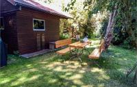 Nice Home In Drochtersen With Wifi And 4 Bedrooms