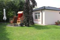 Ferienhaus Swantje - Bed and Breakfast Wustrow