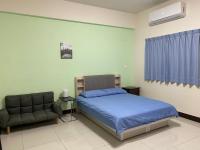 Qingqing Yi Zhu - B&B