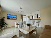 Къща за гости ЕМ Парадайс - B&B Tserova Koria