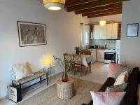 Perdika's Nest, family friendly house by the sea - B&B Perdika