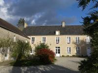 B&B Mandeville-en-Bessin - Domaine De La Cour Vautier - Bed and Breakfast Mandeville-en-Bessin