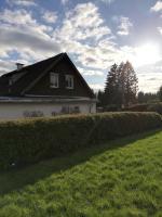 B&B Sonneberg - Ferienwohnung Isis in Neufang - Bed and Breakfast Sonneberg