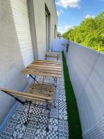 L’Ébène-Paris, Stade de France, Parking & Balcon - B&B Saint-Denis