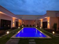 Villa 4 Chambres avec piscine sur Kribi - Chambres d’hôtes Kribi
