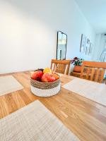Bright apartment with terrace, pool and beach - Ferienwohnung Torremolinos