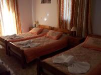 Estudio con balcón (3 adultos)