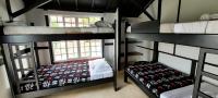 Vierpersoonskamer met Badkamer