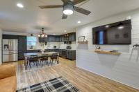 Dog-Friendly Home with Yard and Fire Pit in Midlothian - B&B