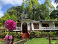 Eeshani Guest Inn - B&B