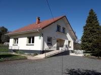 Maison spacieuse avec terrasse, près de Saint-Dié, idéale pour randonnées et proche de l'Alsace - Chambres d'hôtes La Bourgonce