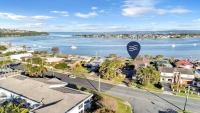 Unit 3 11 Beach Street Merimbula - B&B