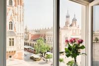 Epic View Superior Apartment no. 4B, 3rd floor Main Square view