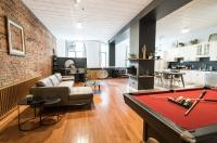 B&B Montreal - STUNNING Old Port lofts - Bed and Breakfast Montreal