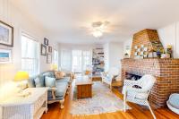 Four bedroom holiday home