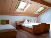 Appartamento con 1 Camera da Letto, Balcone e Vista Montagna 