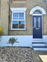Family Friendly House in Norwich with Parking - Chambres d’hôtes Norwich