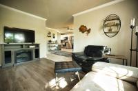 Bristow Blue - Lake front with Boat Ramp Access!! - B&B Canadian