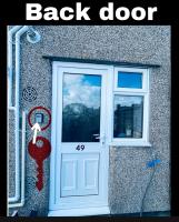 Single Room, Shared House - B&B