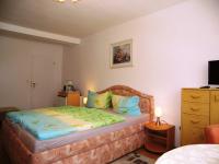 Double or Twin Room with Shower