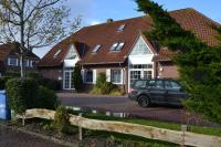 *Schmitz - Ferienwohnungen - Chambres d’hôtes Greetsiel