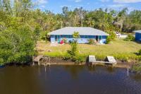 Beautiful Waterfront 1 bedroom #4 - Bed and Breakfast Punta Gorda