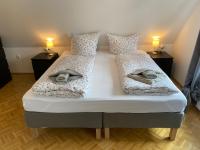 B&B Emden - Ferienhaus am Seedeich - Bed and Breakfast Emden