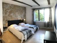 Chambre Double ou Lits Jumeaux avec Salle de Bains Privative