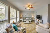 Cozy Lake Cabin w/ Dock in Hot Springs Nat'l Park - Chambres d'hôtes Lake Hamilton