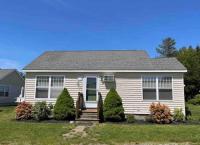 Private Wells Beach Cottage with Resort Amenities, Sleeps 6, 1 Mile to Beach! - Chambres d’hôtes