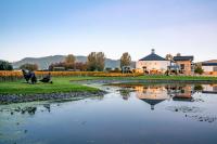 Craggy Range Luxury Vineyard Retreat - B&B Havelock North
