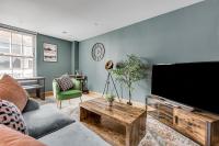Homely 2 beds apt up to 5 Guests-Wifi by Tent Serviced Apartments - B&B