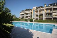 Sidonia apartment for three people in a residence with swimming pool. - Chambres d’hôtes Desenzano del Garda
