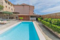 Pintor - Rustic Mallorquin town house 3 bedrooms and pool in Caimari - Bed and Breakfast