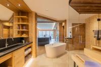 One-Bedroom Chalet