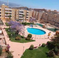 Apartamento Zona Playa En Roquetas Cerca de Bares Restaurantes y Centro Comercial - Bed and Breakfast