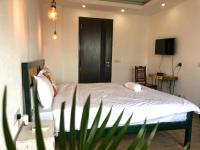 Avatar Living@ Greater Kailash 2 - B&B