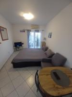 Studio ap ,NINI' - B&B San Pietro di Brazza