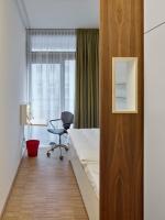 Single Room with Balcony and shared bathroom