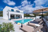 B&B Mlini - Villa Invigo - Brand New Private Pool Villa - Bed and Breakfast Mlini