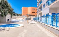 B&B Alicante - Stunning Apartment In Alicante With Outdoor Swimming Pool - Bed and Breakfast Alicante