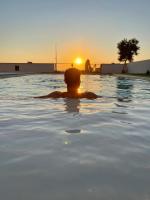 Casa con piscina fronte mare - B&B