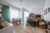 DALLA BRUNA - Above the roofs of the centre - Chambres d’hôtes Modène