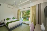 Deluxe Queen Suite