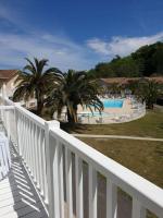 Anglet Biarritz Appartement avec piscine - Bed and Breakfast